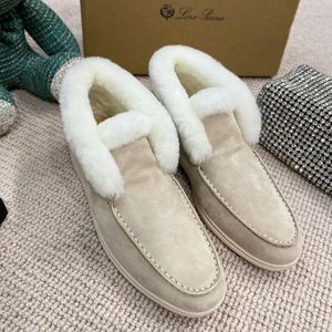 Top quality Mens women Sports Shoes Winter Fur dress shoes casual Walking sneakers Suede leather loro designer open walk dresses boots 35-46 with box