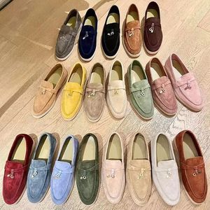 Kvinnor Loro Casual Shoes Piana Cashmere Summer Mens Loafers Shoe Classic Buckle Leisure Beige Leather College Suede Camo Pastel Dress Shoes With Box