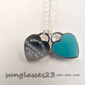 Högkvalitativ högversion Designer Love Pendant Necklace, Double Heart EmAll Necklace, Blue and Red Valfritt, Classic Double Heart Necklace