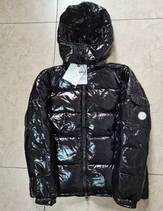 Designer Brand Winter Mens Down Jacket män kvinnor ytterkläder varm kappa mode herrkläder utomhusjackor kvinnor rockar d88