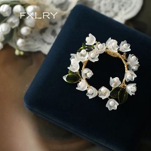 Pins Brooches FXLRY Original Design Handmade Natural Pearl Lily Of The Valley Brooch Sweater Pin For Women Jewelry 230718
