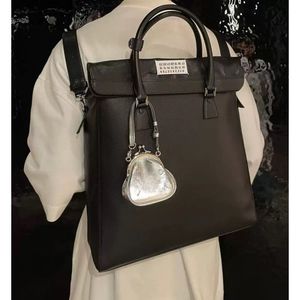 Torby szkolne 23SS Luksusowa marka Margiela Backpack Men S MM6 Fashion torebki Laptopa Torba cztery linia Wszechstronne ramię 230718