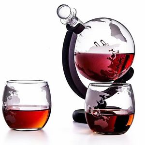 Wine Glasses Whiskey Decanter Globe Aerator Glass Set Sailboat Skull Inside Crystal with Fine Wood Stand Liquor for Vodka Cup 230719