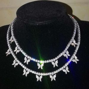Ожерелье для подвесной бабочки со льдом для мужчин Женщины хип -хоп дизайнер роскошной дизайнер с бриллиантами Цепи Колье серебряный 4 -мм теннисная цепь154E