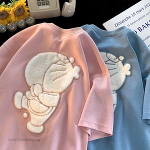 女性用Tシャツドラメモン刺繍ピンクピンクTシャツ女性夏カワイイ半袖Oネックトップファッションハイストリート特大ティーガールY2K 230719