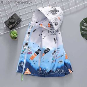 Coat 2023 Spring and Autumn Boys' Coats Printed Cartoon Astronaut Hooded Zipper Jacket Children's 2-10 Year Old Windproof Coat Z230720