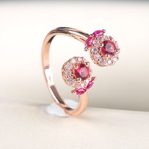 925 Sterling Gümüş Yüzük Parlak Bling Garnet Ruby Çiçek Şekleli Taş Ayarlanabilir Yüzük Kadın Mücevherleri Noel Hediyesi