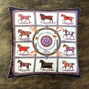 Light Luxury Decorative Pillow Velvet Fabric Horse Series Home Sofa Super Soft Cushion Cover Pillowcase Without Core Living Room 202307190104