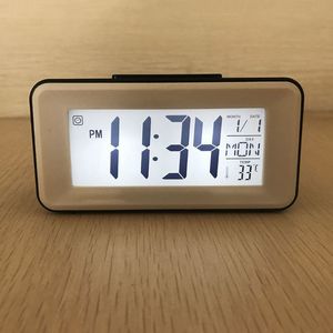 Desk tabellklockor Digitala LED -väckarklockor Studentklockor med vecka Snooze Thermometer Watch Electronic Table Calender Desk Timer 3 230718