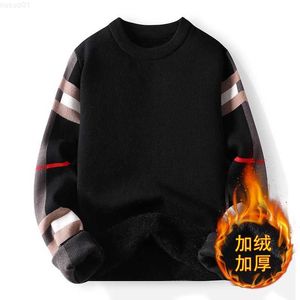 Herrtröjor Nya vinter lyxdesigner plus sammet tröja män skarvade färg stickad jul pullover hög kvalitet hålla varm pull homme 2022 l230719