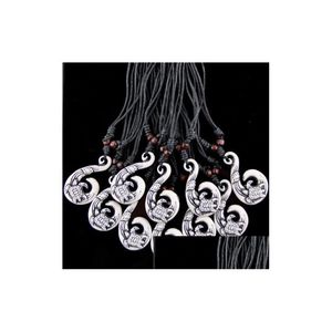 Подвесные ожерелья украшения Оптовые 12 шт./Лоты имитация як -костяной кости резные племенные гавайские гавайские серфинг