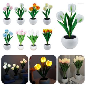 Lâmpadas de mesa Tulipa de LED de cabeceira Ambiente Luz noturna Simulação Flor Vaso de flores Mesa Presente romântico Decoração de casa
