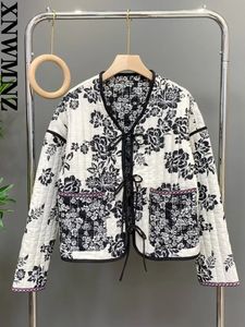 Women's Jackets XNWMNZ Women Fashion Print Quilted Jacket Woman Retro V Neck Tie Winter Warm Padded Female Chic Reversible 230719