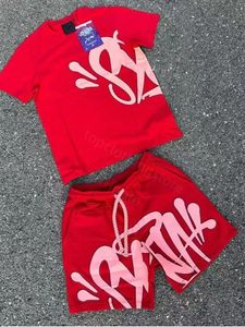 남자 's syna world tshirts set 5a 티 프린트 디자이너 티셔츠 짧은 Y2K 티 Syna World 그래픽 Tshirt 및 반바지 힙합 S-XL