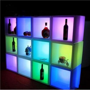 vendita di mobili a led Vetrina a led impermeabile 40CMx40CMx40CM cambiata colorata Armadietto ricaricabile bar kTV disco party dec271K