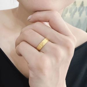 Anello in oro placcato per uomo intarsiato moissanite multicolor designer di gioielli anello d'amore per donna design creativo fedi nuziali banda bague homme anelli di fidanzamento di lusso