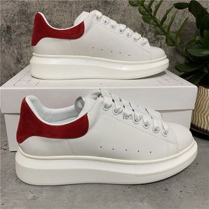 Kutu Tasarımcıları ile Büyük Boyu Eğitmen Mens Designer Sneaker Sıradan Ayakkabı Velvet Espadriller Siyah Beyaz Deri Süet Kadın Daireleri Dikişli Platform Spor Ayakları UNISEX