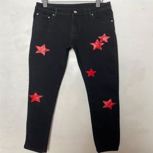 Mens Jeans byxor Långt mager läder svart röd vit femspetsig stjärna förstör täcken rippad rak hål modedesigner jea225k