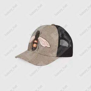 Новые дизайнерские шляпы шляпы бейсболка Tiger Animal Hat Hat вышитая змея бренд мужская и женская регулируемая гольф -кепка