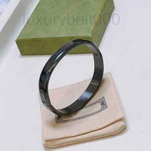 Дизайнер браслета высококачественные браслеты мужчины женщины черные титановые стальные браслет браслет