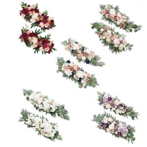 Flores decorativas penduradas em arco de casamento para decoração de festa de fundo para banquetes