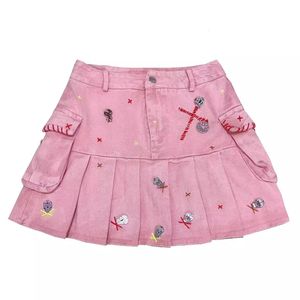 Kjolar sommar handgjorda korsfäste broderier skalle gata hörn flickakt ljus rosa söt söt kawaiistyle kort denim pleated kjol 230720