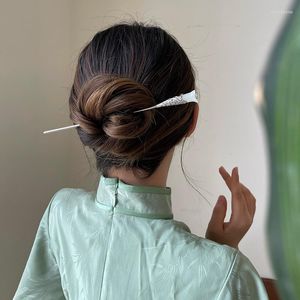 Hair Clips Chinese Style Magnolia Flower Hairpin Women Metal Sticks Clip Pins Simple Exquisite Temperament Accessories