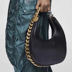 Stella McCartney Frayme Liten dragkedja axelväska Kvinnor Medium läder Lady Handväska med handväska hobo väskor lyxdesigner