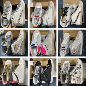 Fashion gold Mid Star casual shoes lace-up sneakers Italian metal imitation old high-top suede snakeskin made old dirty designer shoes for men and women customized.