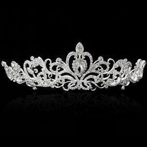 Bling Silver Crystals Wedding Tiaras Pärlade brudkronor Diamond Smycken Rhinestone pannband Billiga hårtillbehör Pageant Tiara310L