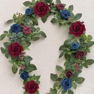 Fiori decorativi 6FT Long Borgogna Navy Artificiale Rose Runner Ghirlanda di fiori rustici Composizioni floreali Cerimonia di nozze Sfondo Arco