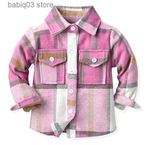 Casacos Jaqueta xadrez de manga comprida para crianças na primavera e no outono blusa de lapela infantil grande moda roupas infantis multicoloridas T230720