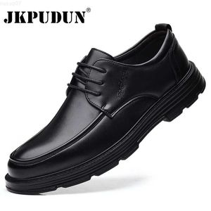 Sapatos sociais preto plataforma sapatos casuais homens sapatos sociais oxfords escritório sapatos de negócios para homens sapatos de trabalho diário sapatos formais masculinos com cadarço L230720