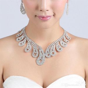 2020 Set di gioielli da sposa in cristallo collana in argento placcato orecchini di diamanti set di gioielli da sposa per la sposa damigelle d'onore donne da sposa Ac249S