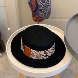 새로운 밀짚 모자 비치 선 모자 여성 디자이너 썬 모자