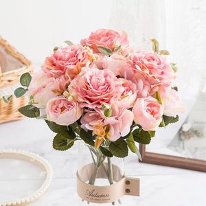 Fiori decorativi Seta artificiale Tea Rose Bouquet Wedding Home Retro Fake Flower Party Decorazione fai da te