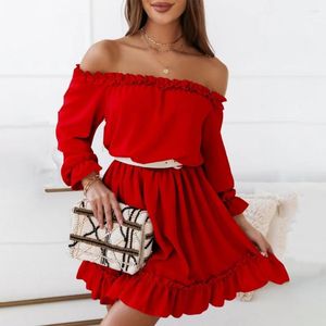 Повседневные платья Женщины Mini Dress Elegant A-Line Off Plouds Ruffle Roolves Плиссированные лоскутные одеяла для вечеринок на выпускные вечера летние события