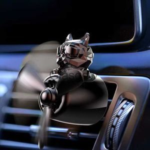 Car Air Freshener Outlet Car Fragrance Rotating Propeller Car Air Freshener Bear Pilot Auto Accessories Interior Parfym Diffuser Design X0720