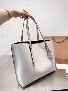 5A Ny shoppingväska Kvinnor Väskor Designer Väskor Axelväskor Luxury Fashion Läder Messenger Chain Bags Handväska Totes Bag Plånbok med låda