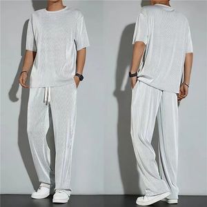 Tracksuits masculinos Ice Silk Sports Set Homens Verão Fino Tracksuit Homens Casual Calças Longas Manga Curta T-shirt Secagem Rápida Conjuntos de Roupas 230719