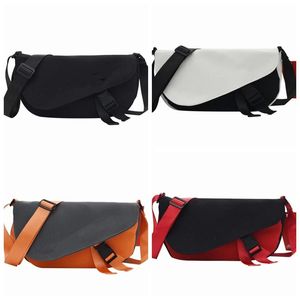 Outdoor Shoulder Bag for Women High Capacity Nylon Message Bags Designer Travel Handbags Female Purse