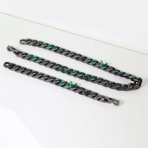 Europe America Men Black-colour Metal Engraved V Initials Green Enamel Setting Diamond 2054 Chain Links Necklace Bracelet Jewelry 2087