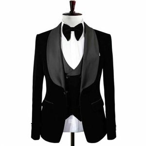 Son Erkekler 3 Parça Balo Black Velvet Akşam Yemeği Damat Smokin Düğün resmi Blazer Adam Yakel Erkekler Ceket Yeleği Pant214g