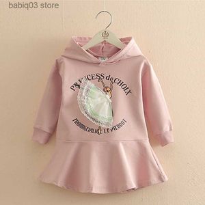 Hoodies Sweatshirts 2022 İlkbahar Sonbahar 2 3 4 6 8 10 Yıl Çocuk Karikatür Dantel Patchwork Mektubu Uzun Tasarım Kapüşonlu Elbise Sweatshirt Kızlar İçin T230720