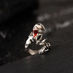 925 Sterling Silver Ornament Retro Thai Silver Personlighet Scorpion King Male Style Ring Fashion160i