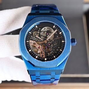 Blue Hollow Out Mens Otomatik Mekanik Hareket Tasarımcısı Saatler 42mm Safir Kol saati Montre De Luxe Hediyeler