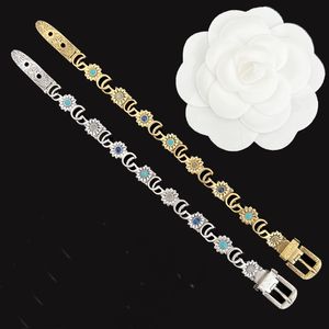 Moda Argento Lettera Cintura Stampa Fibbia Bracciale Modello Smalto Argento placcato Braccialetti vintage Ottone materiale braccialetti anti orologio Gioielli Regali di festa CGUB1 --02