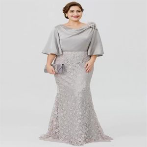 2022 Novo Prata Elegante Longo Mãe Da Noiva Vestido Meia Manga Renda Sereia Vestido de Casamento Convidado Plus Size Formal Noite Wea256n