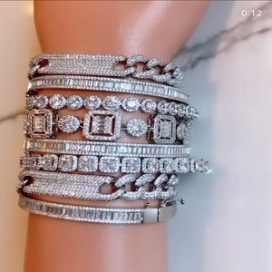 Bracciali cubani scintillanti fatti a mano Gioielli di lusso Oro bianco 18 carati Fill CZ Crystal Zircon Hip Hop Party Promise Donne di alta qualità Me281W