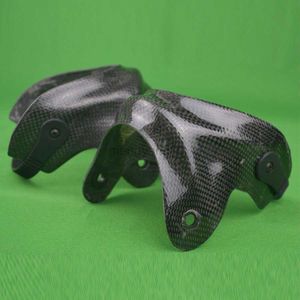 Встроенные роликовые коньки Seba Igor KSJ Trix Carbon Fibre Mounting Set для встроенного набора для скейта включают в себя настройку пряжки и патины трапеции.